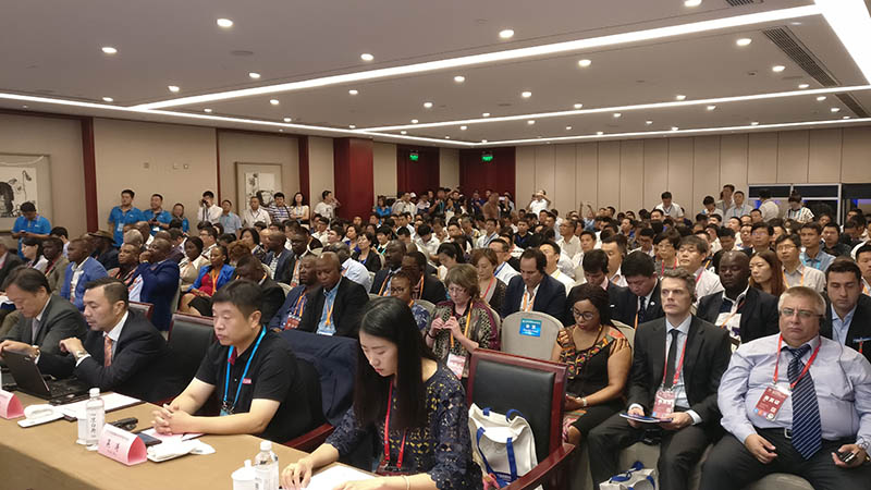京津冀国际商贸物流高峰会成功举办
